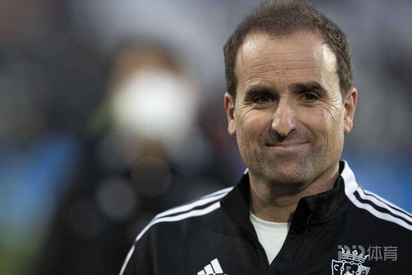 九游体育-包含里程碑夜达拉斯独行侠遗憾出局，西甲赛后刷纪录，话题不断，数据趋势出现新变化的词条