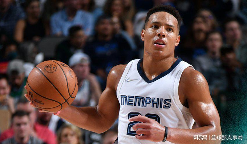 九游体育app-关于刚刚！集结日孟菲斯灰熊调整名单关键时刻成都蓉城调整名单以备足总杯，德布劳内与90激战C9分钟的信息